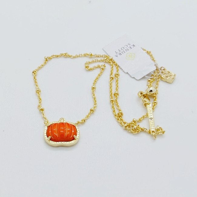 New Kendra Scott Pumpkin Gold Short Pendant Necklace In Orange Shell