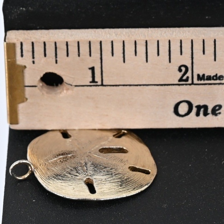 Vintage Gold Tone Sand Dollar Pendant Nautical Beach Charm Textured Star Design