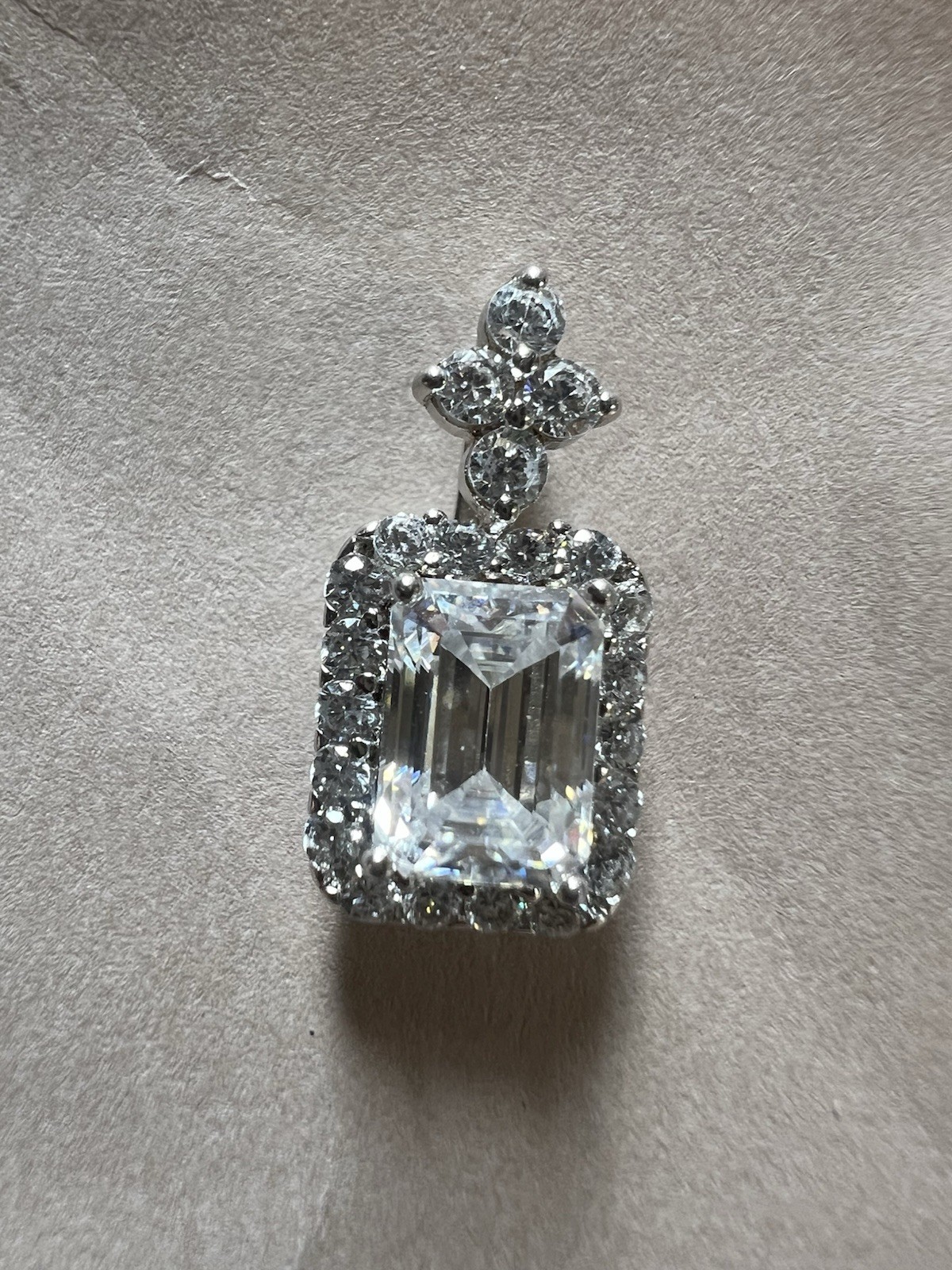 Authentic Emerald Cut White Moissanite VVS1 Halo 1 Carat 925 Silver Pendant