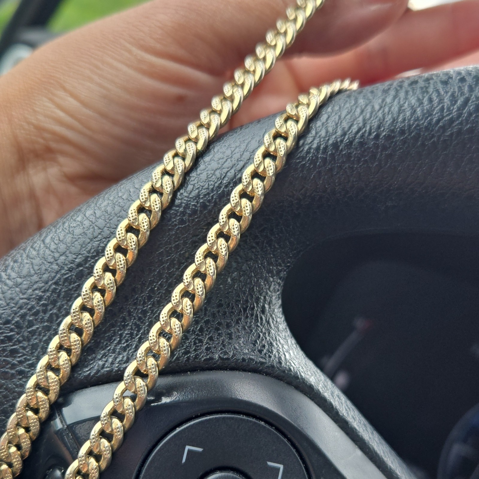 chain 18k 50grams 11in pure gold