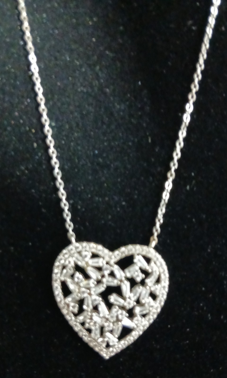 Diamonque Sterling NWT Never Worn, Immaculate Condition Fully Stamped DDD 925