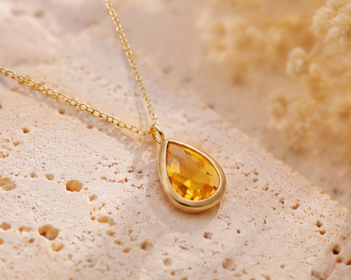 14K Gold Pear Cut Citrine Teardrop 2.50 Carat Elegant Solitaire Pendant Necklace