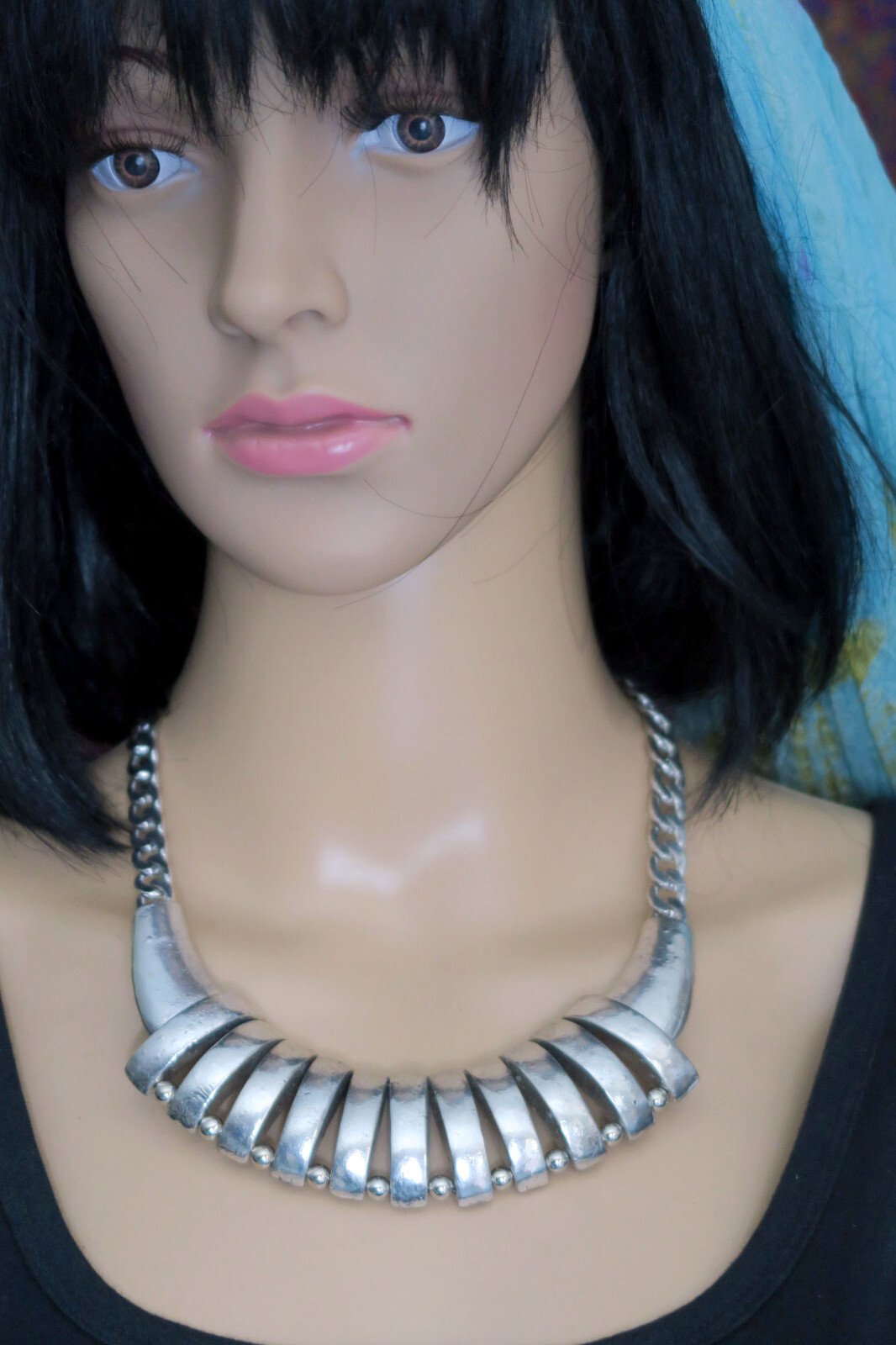 New Women’s Fashion Silvertone Choker Necklace #4688-D