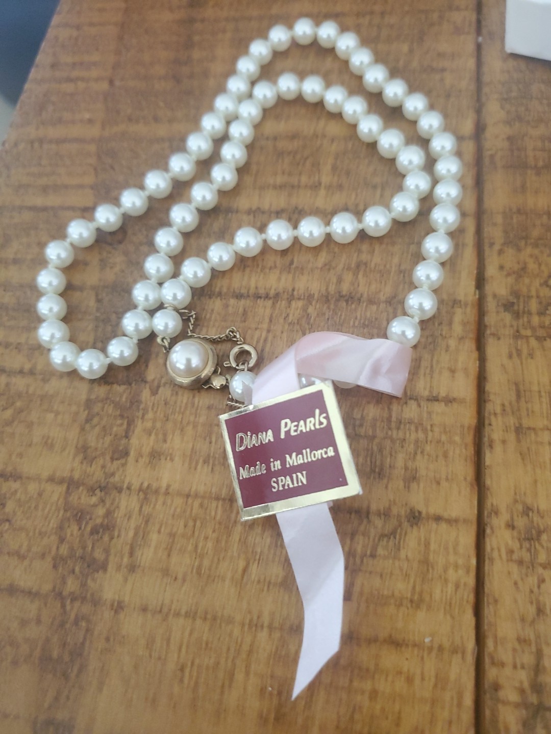 Vintage Pearl Necklace Mallorca Spain 18″ Tag