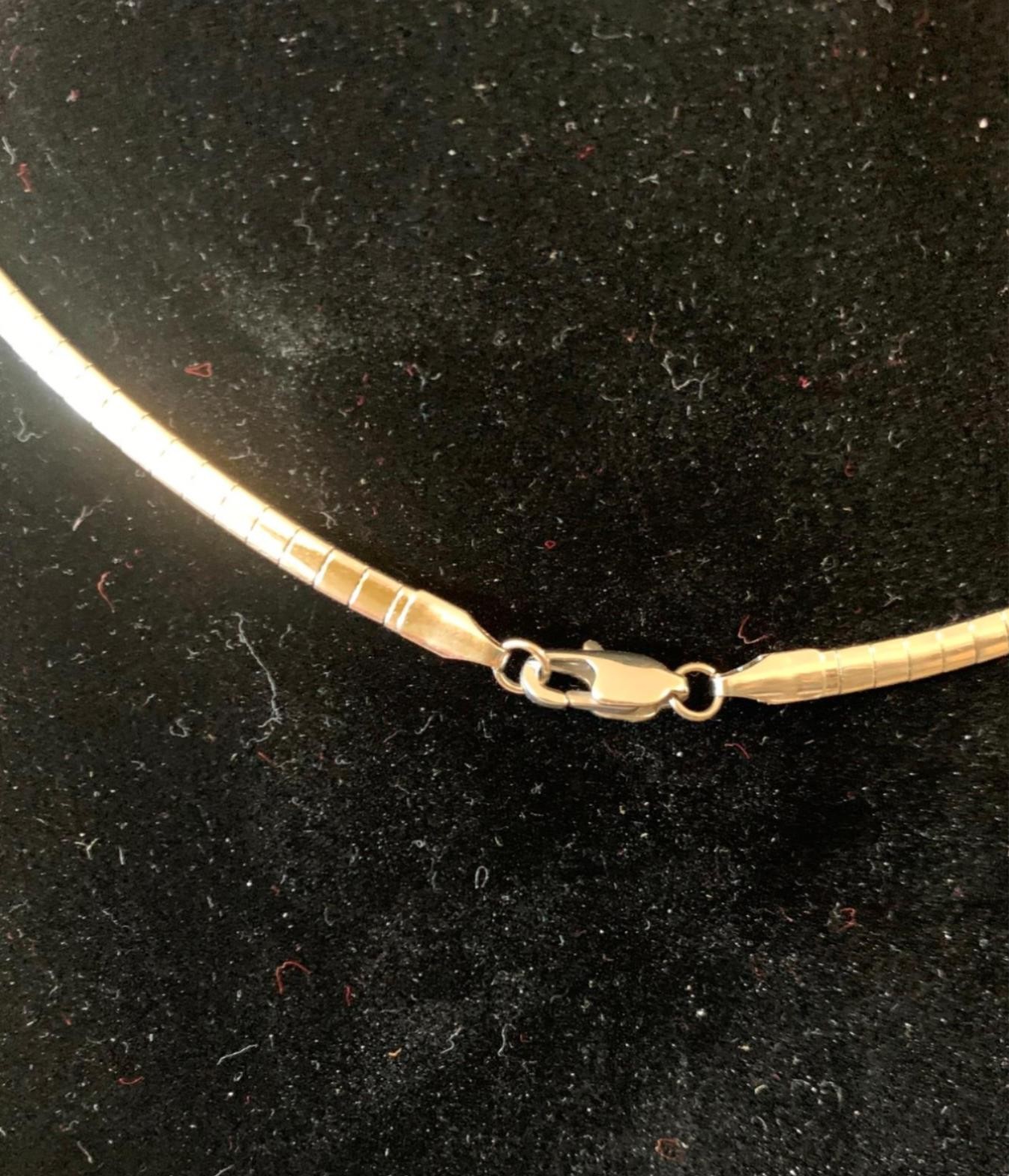 18-20 INCH 3MM STAINLESS STEEL SILVER DOMED OMEGA WITH LOBSTER CLAW CLASP