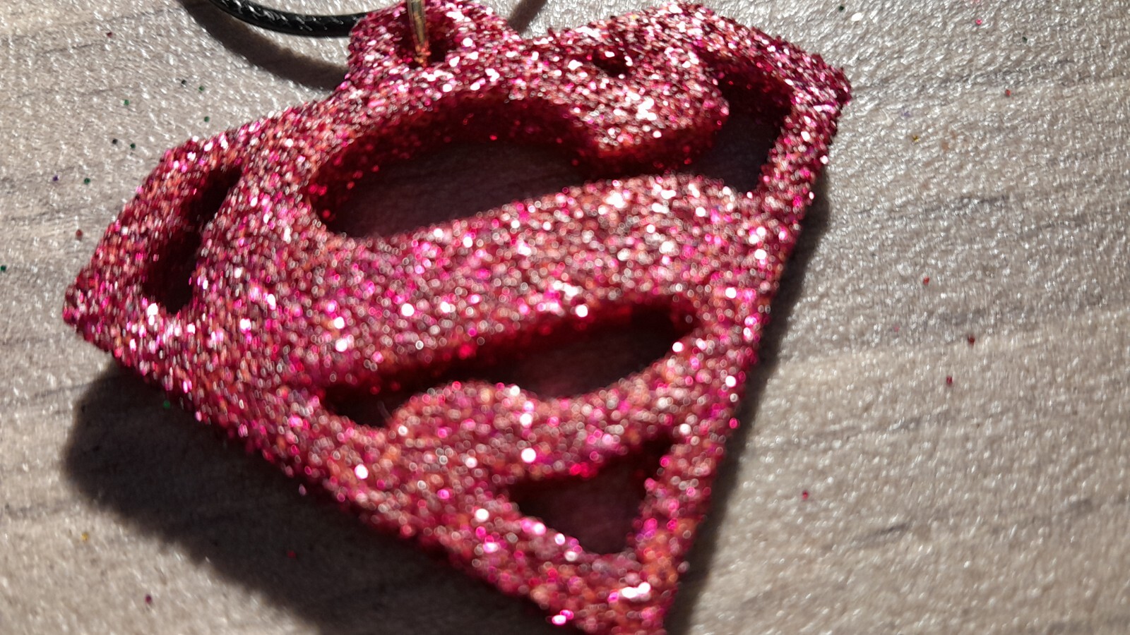 SUPERMAN necklace / pendant design size 5cm X 4.5cm approx FAST UK DELIVERY