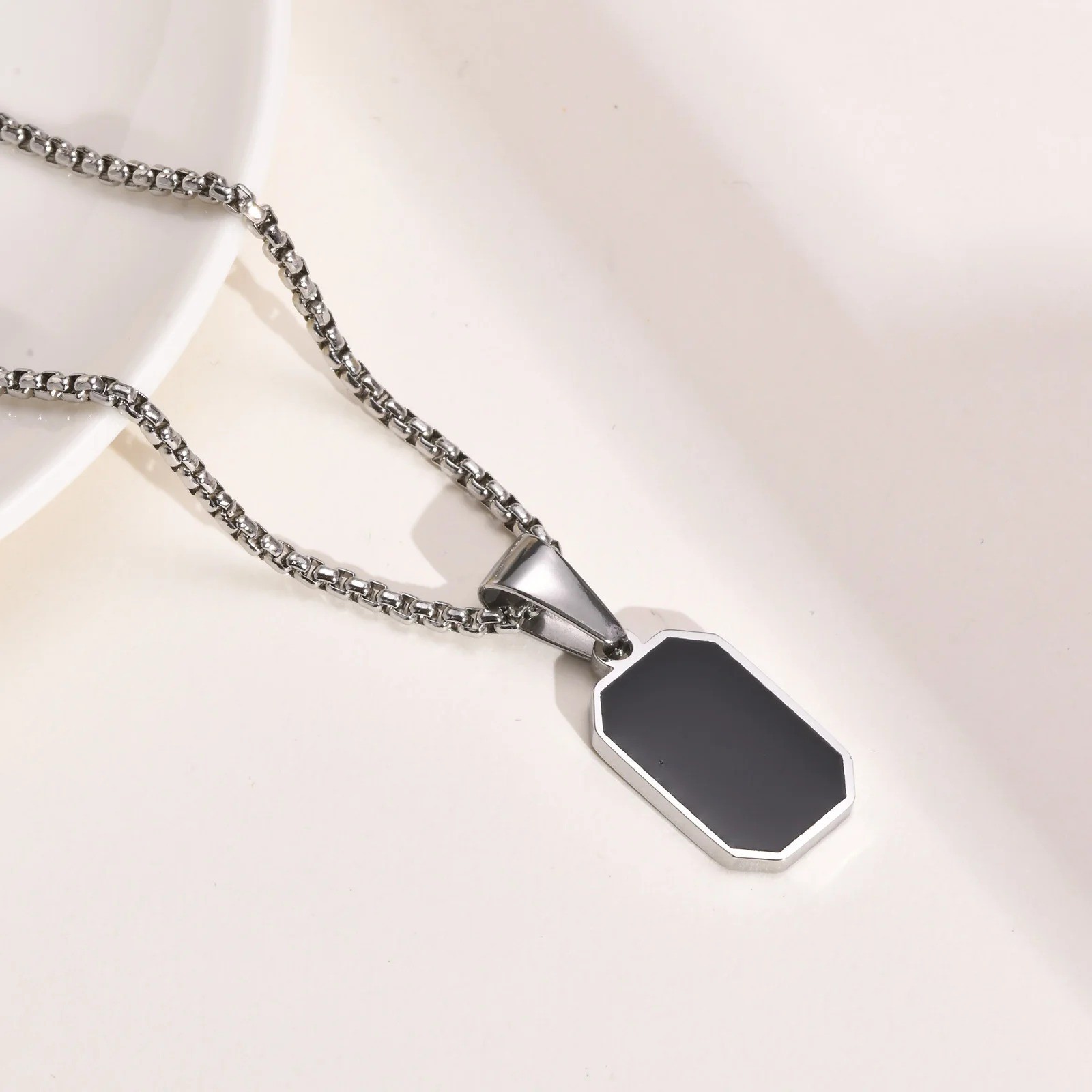 Vnox Small Dog Tag Pendant Necklace for Men Boys Stainless Steel Box Chain Gift