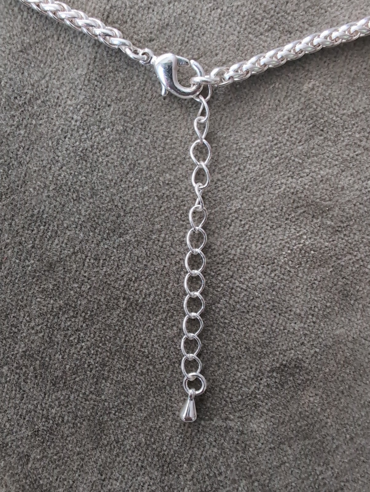 Unbranded Necklace Round Floating Locket Pendant w/ 7 Charms Family Love 32″+2″