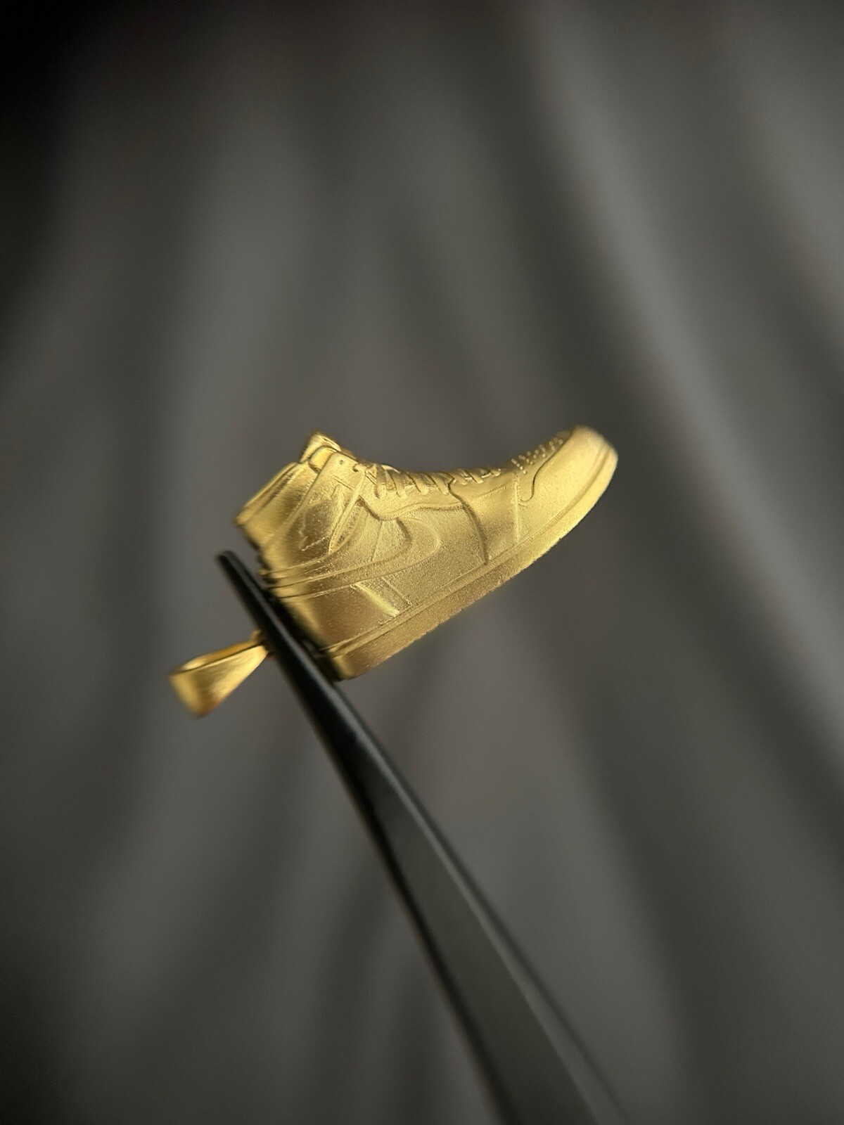 Air Jordan 1 Sneaker 3D Pendant (.925 Silver 14kt Yellow Gold)
