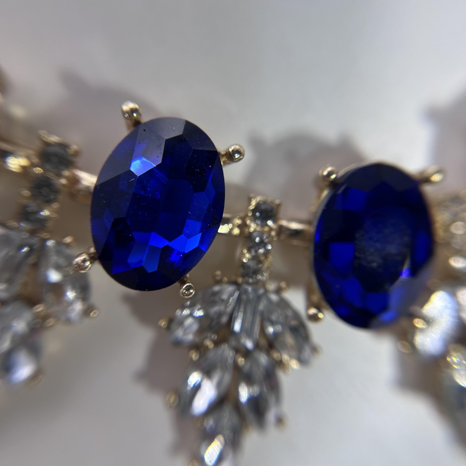 VTG Blue Rhinestone Statement Bib Necklace Gold Tone Crystal Prom Wedding Formal