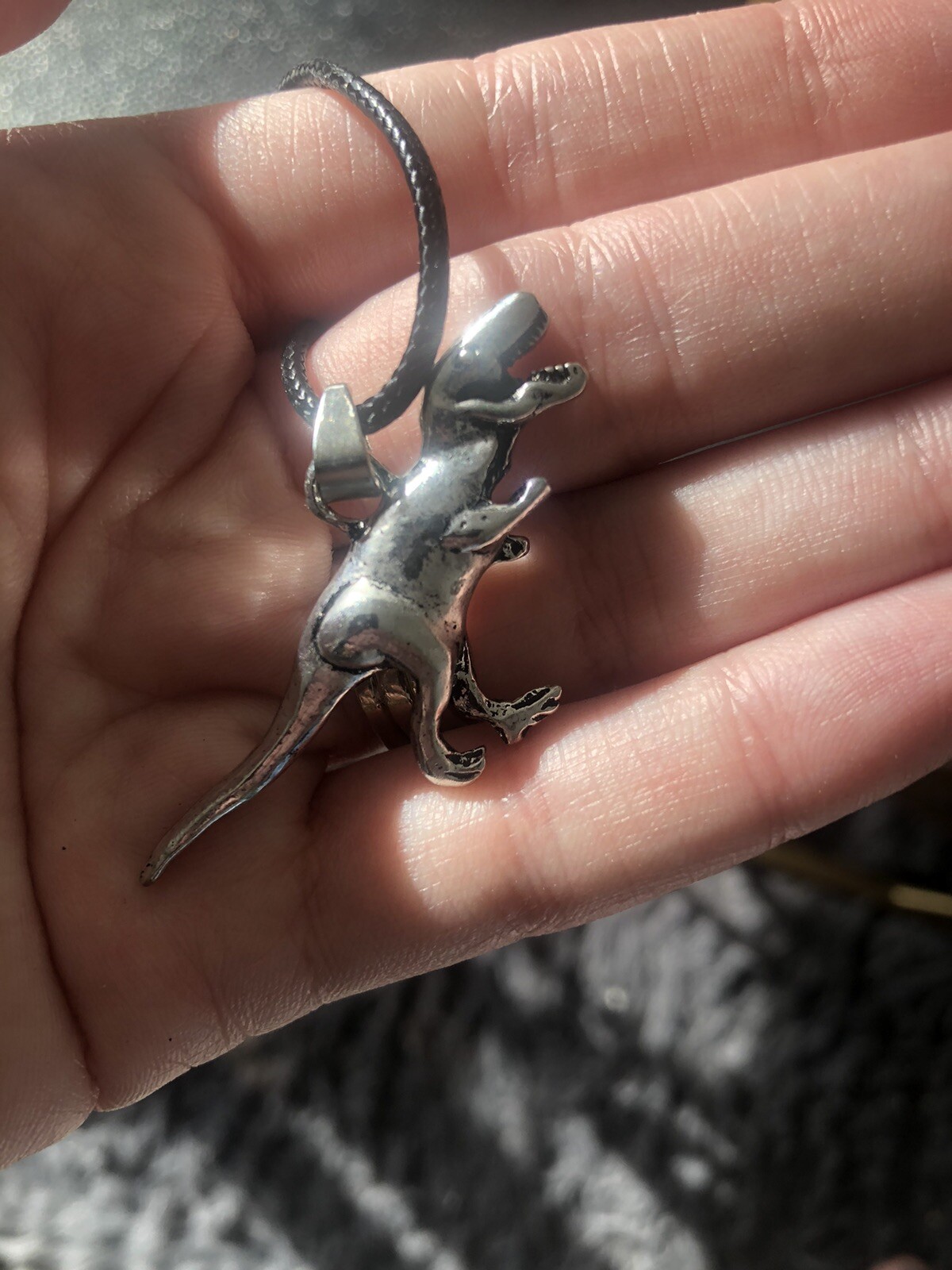 Dinosaur Necklace Pendant T-Rex Zinc Alloy On Leather Rope Black Chain New