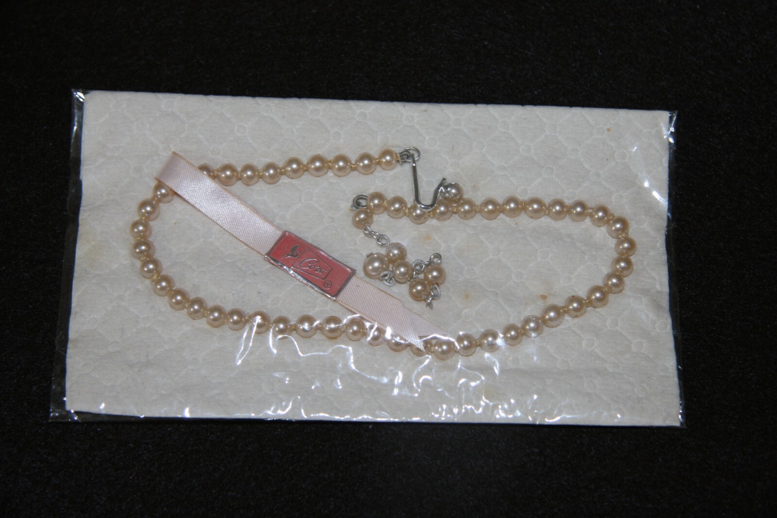 Coro Simulated Pearl Necklace Choker New
