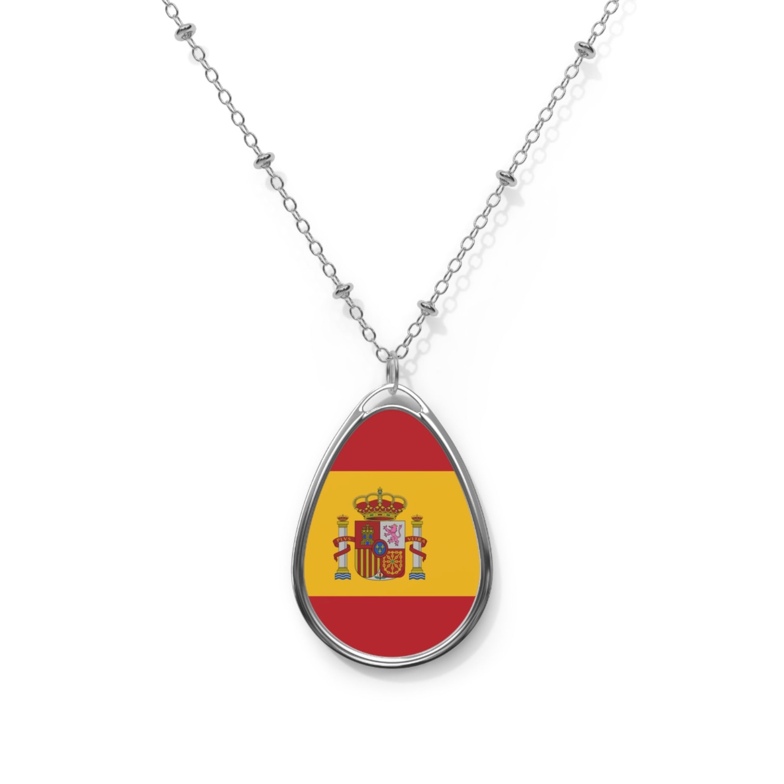 Spain Flag Oval Necklace – Zinc Alloy Pendant – One Size / Silver