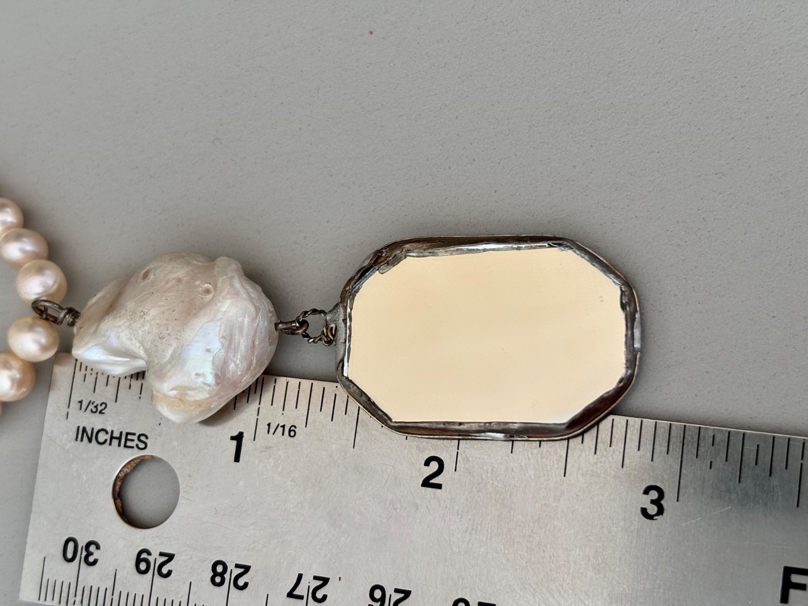 Atelier Inscrire Pearl Pendant Necklace Spain