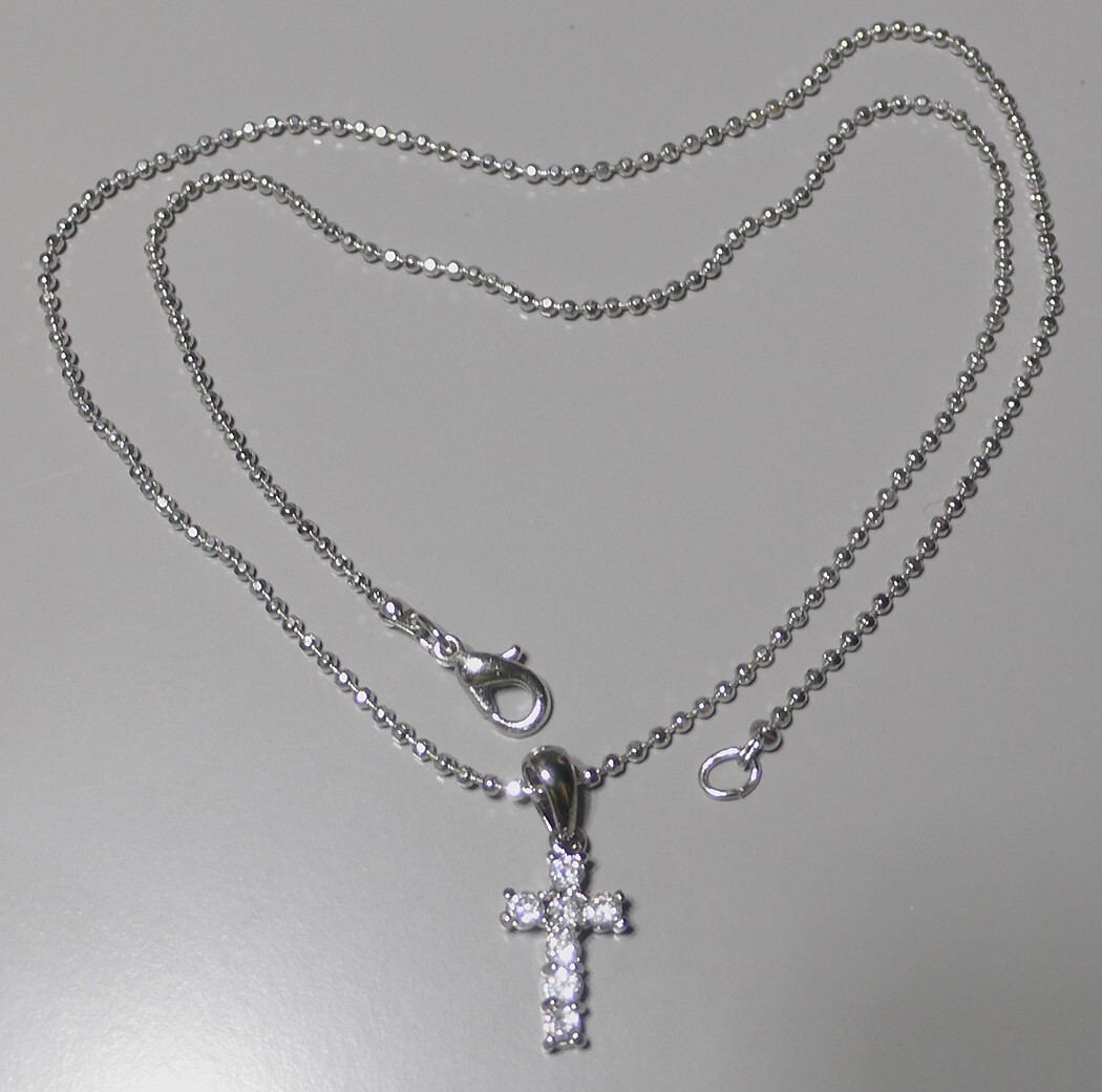 Silver Necklace Chain w. Crystal Cross Pendant Silver Chain 17″+3.75″ Extension