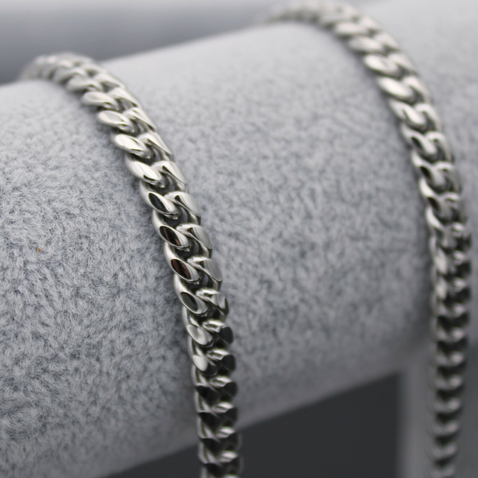 316L Stainless Steel Miami Cuban Link Chain 5mm Silver For Men Women 20″-30″