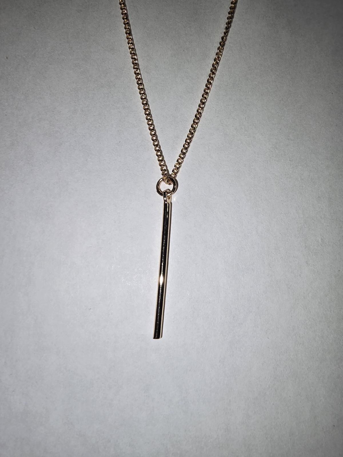 NWT! Forever 21 Gold Tone 16″ Necklace Basic Everyday Wear Drop Pin