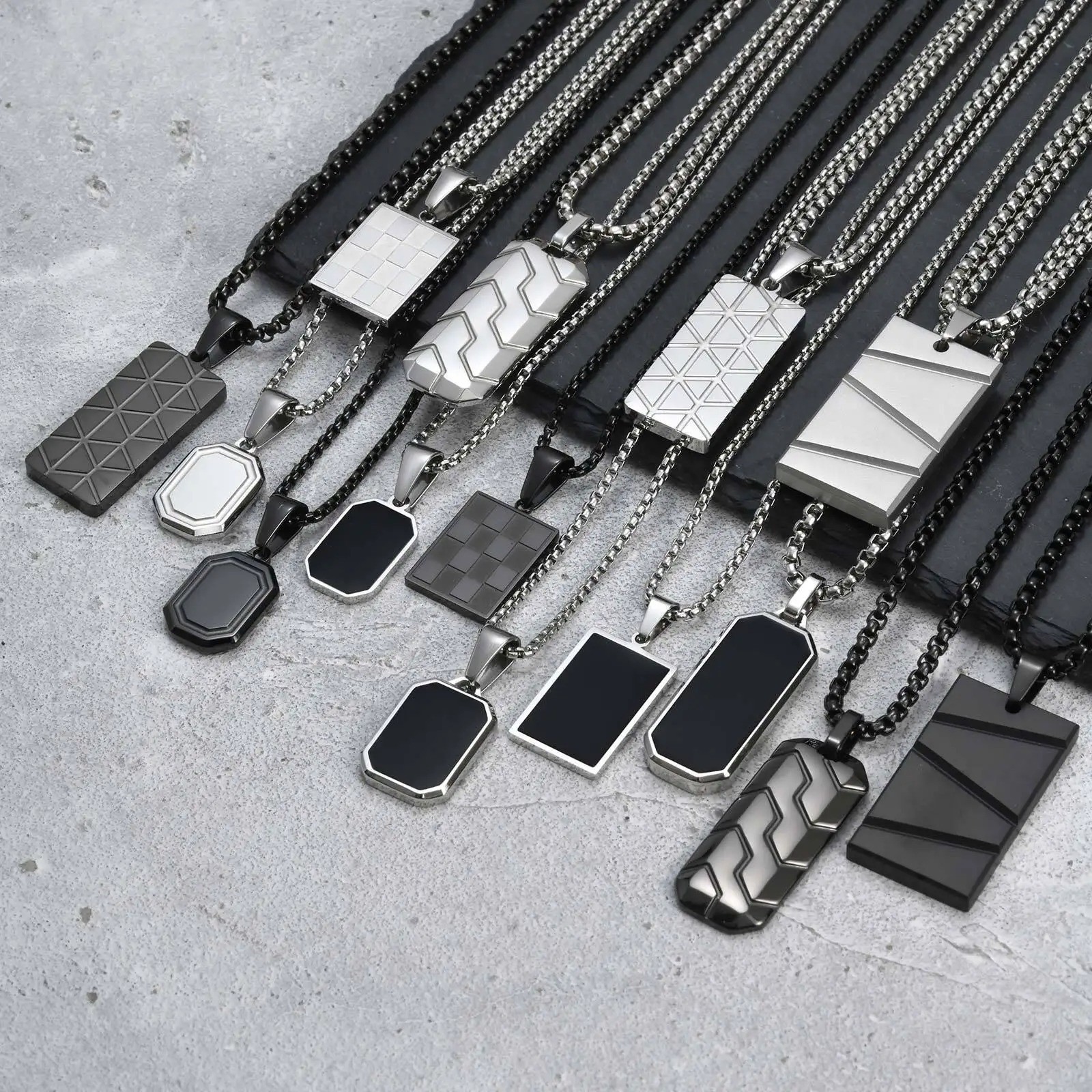 Vnox Small Dog Tag Pendant Necklace for Men Boys Stainless Steel Box Chain Gift