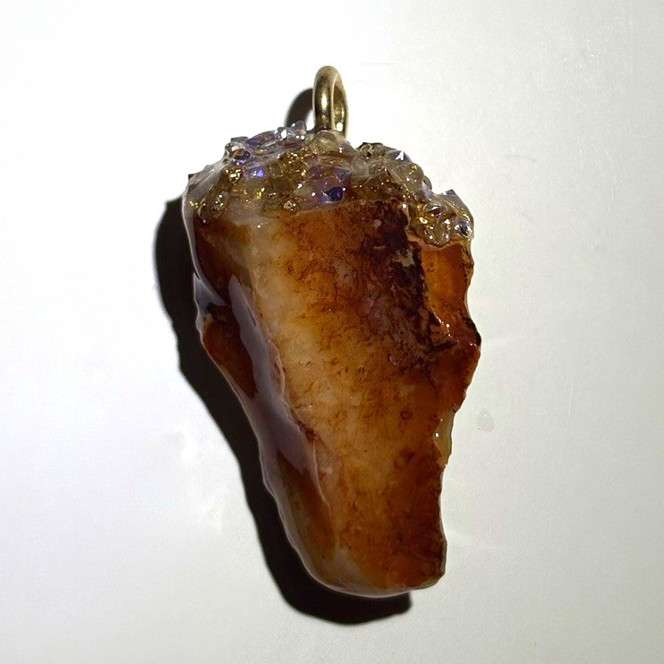 Natural Rough Asymmetrical Charm Pendant Gold Tone