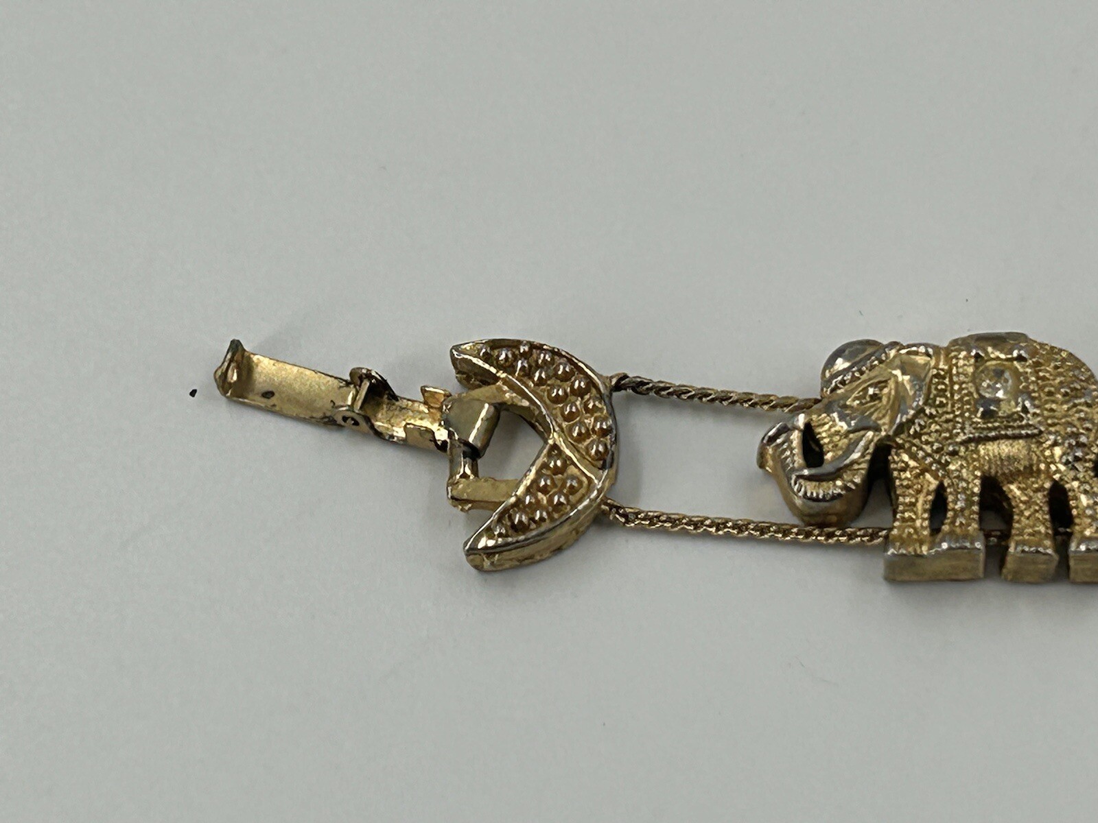 Bracelet Womens Elephant Slider Bracelet Gold Tone 7 Inch Clear Rhinestones