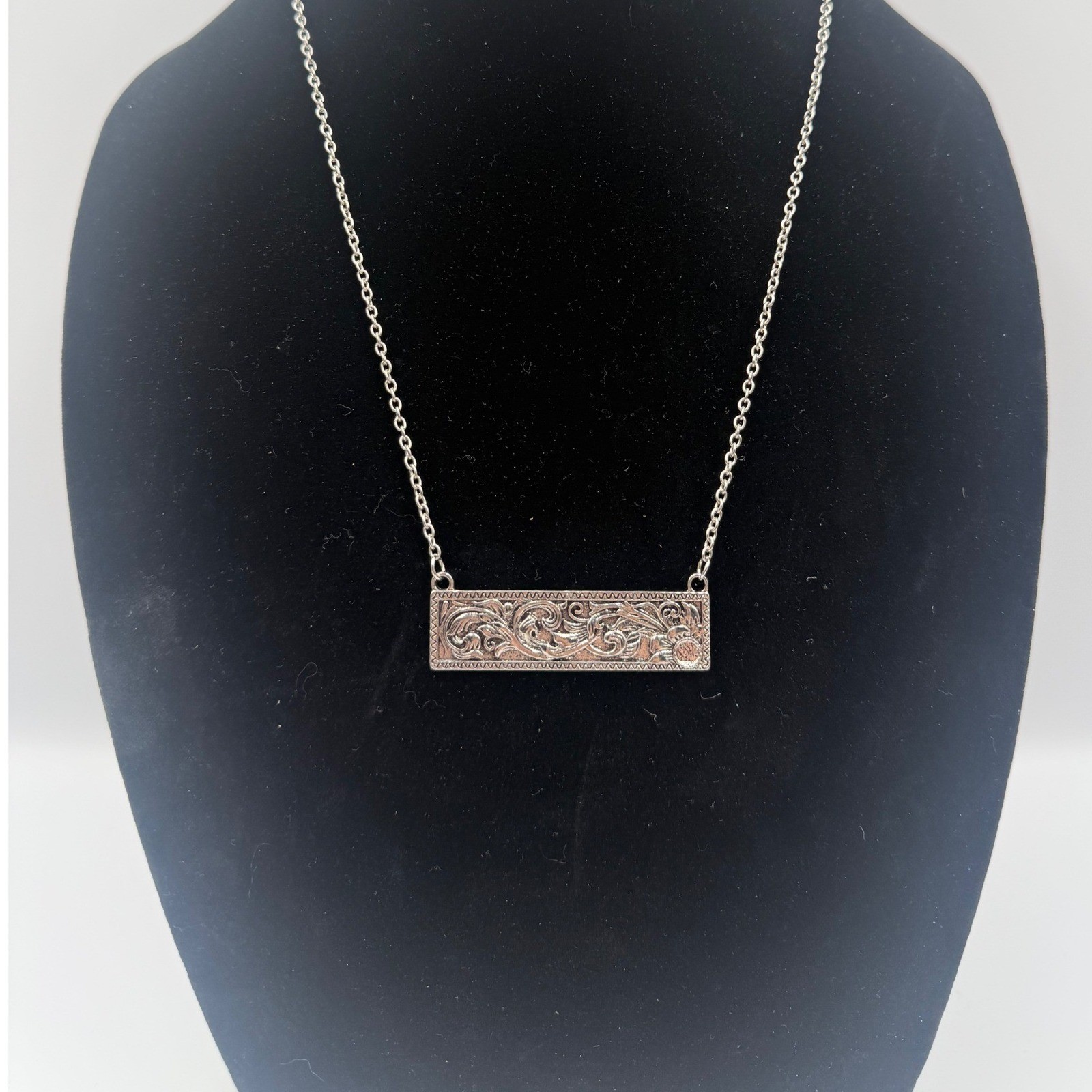 Western Silver Tone Filigree Bar Necklace Floral Scrollwork Boho Cowgirl Style