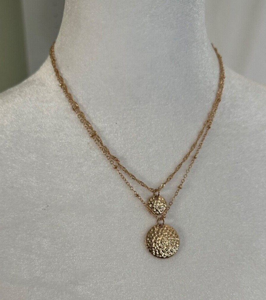 Gold Tone Hammered Round Pendent 12″ Long Incl. Ext No Mark Very Good Condtion