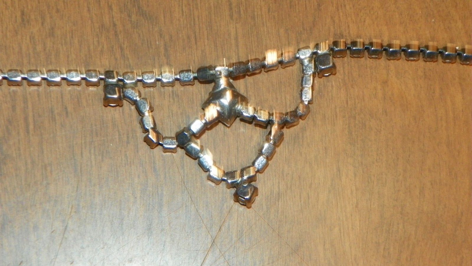 vtg signed D’ver’s NYsilver tone w/rinestones n 15″ lgecklace