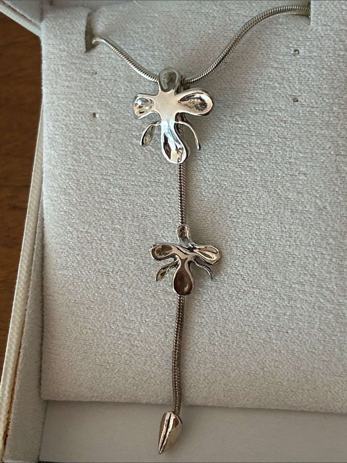 Jorge Revilla Spain 925 Sterling Silver Y Necklace Floral Drop Pendant