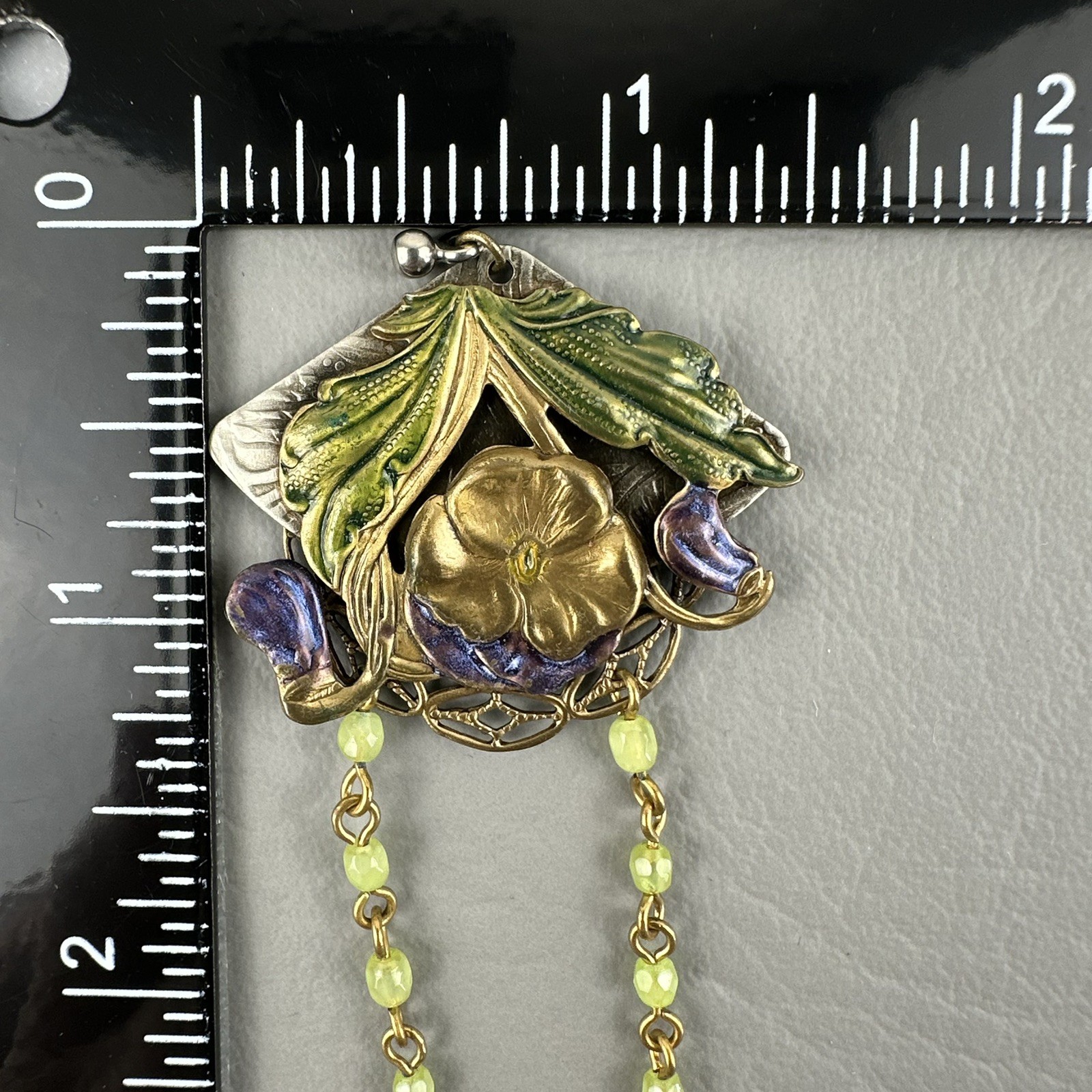 Art Nouveau Style Floral Necklace Green Beads Pansy Pendant Dainty 17″