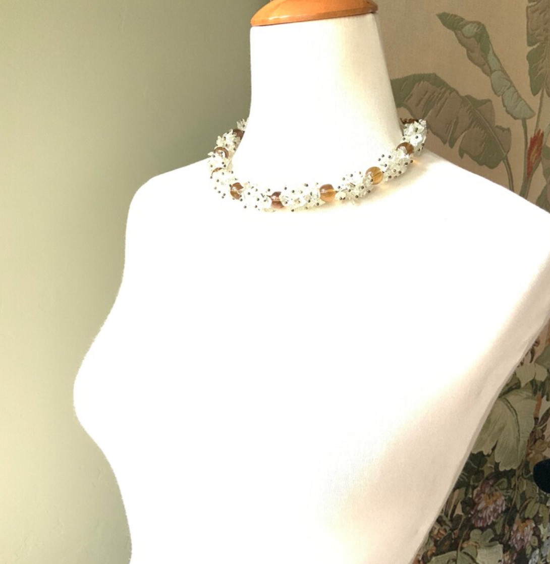 Cluster necklace quartz crystal choker natural stone beaded polka dot statement