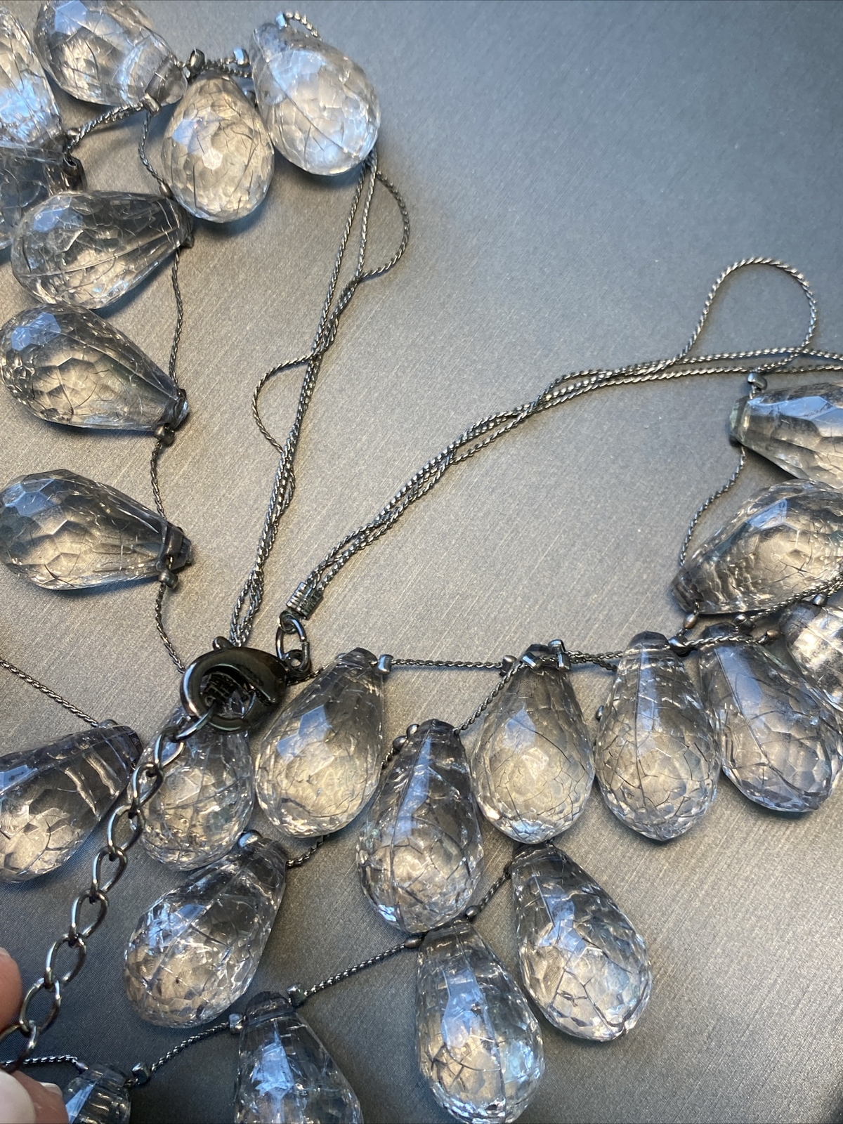Vintage Clear Lucite Fringe Heavy Necklace Estate Jewelry Pre-Owned 18″+2″