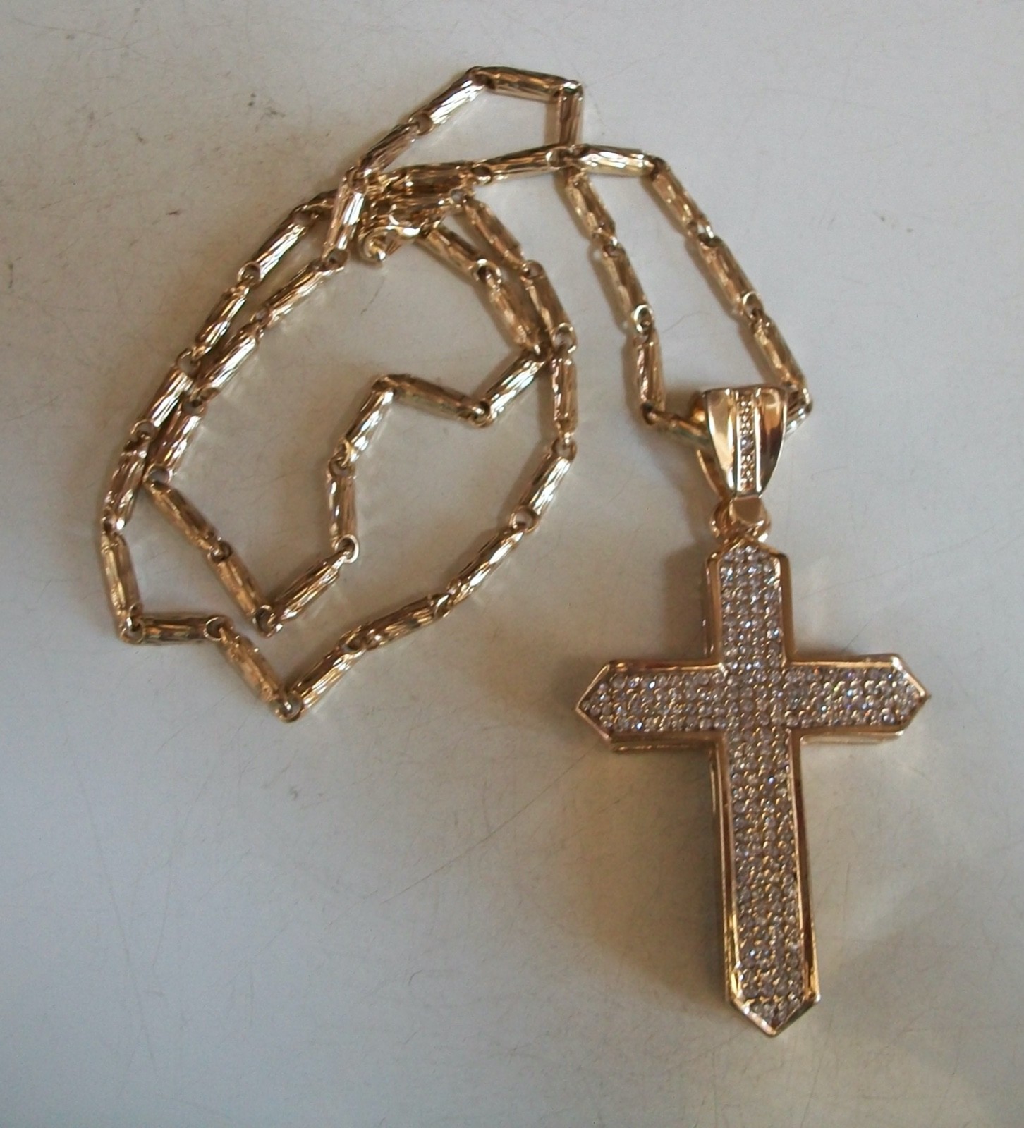 MEN’S GOLD FINISH CROSS FASHION DRESSY HIP HOP CHAIN & CHARM JEWELRY