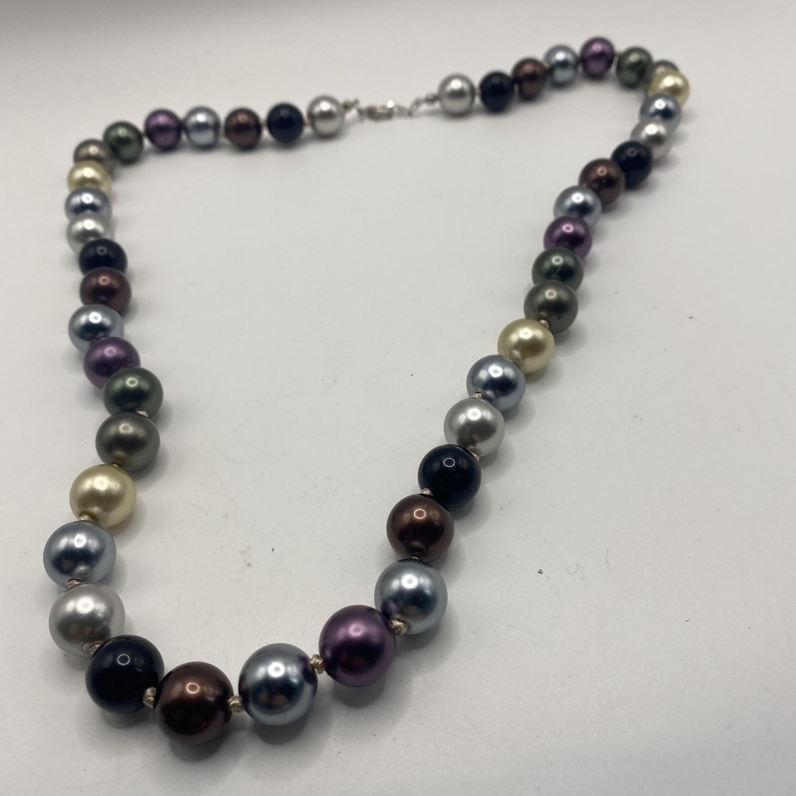 Multicolor Faux Pearl Beaded Womens Necklace Silver Tone Lobster Clasp 24 In