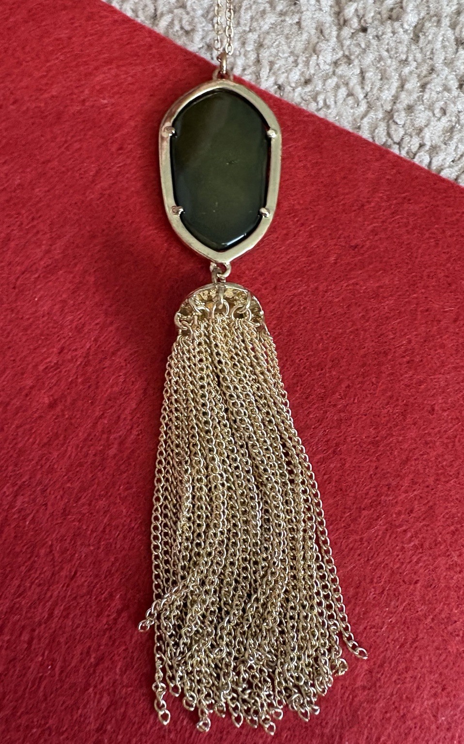 Versona Gold Tone Green Stone Pentandt Tassel Necklace