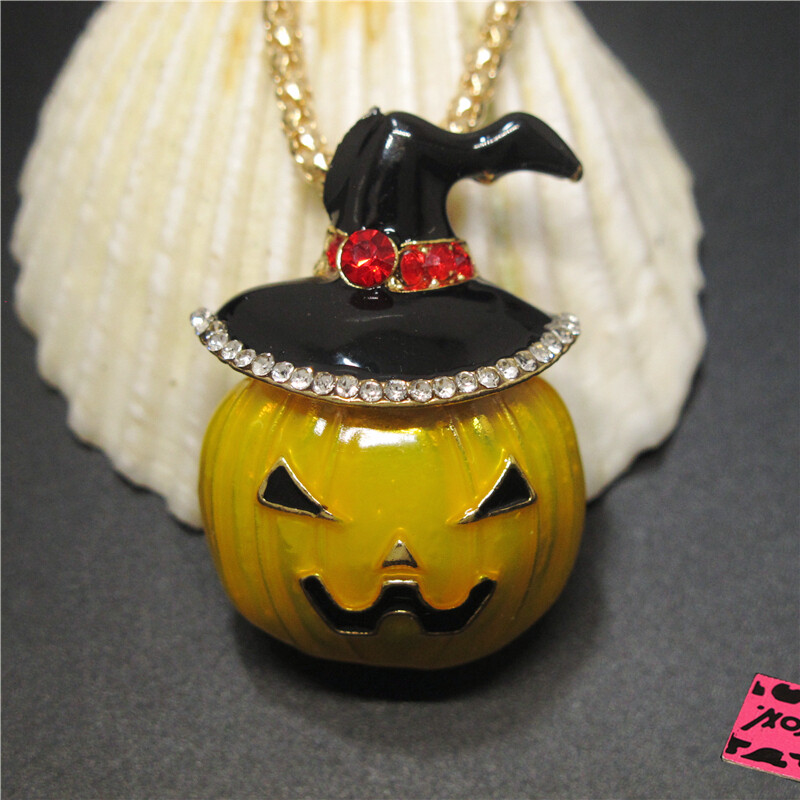 Hot Lovely Yellow Bling Halloween Pumpkin Pendant Fashion Women China Necklace