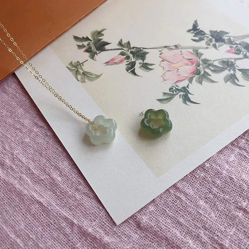 Natural Green Jade Floral Pendant Healing Dainty Women Elegant Luck Necklace