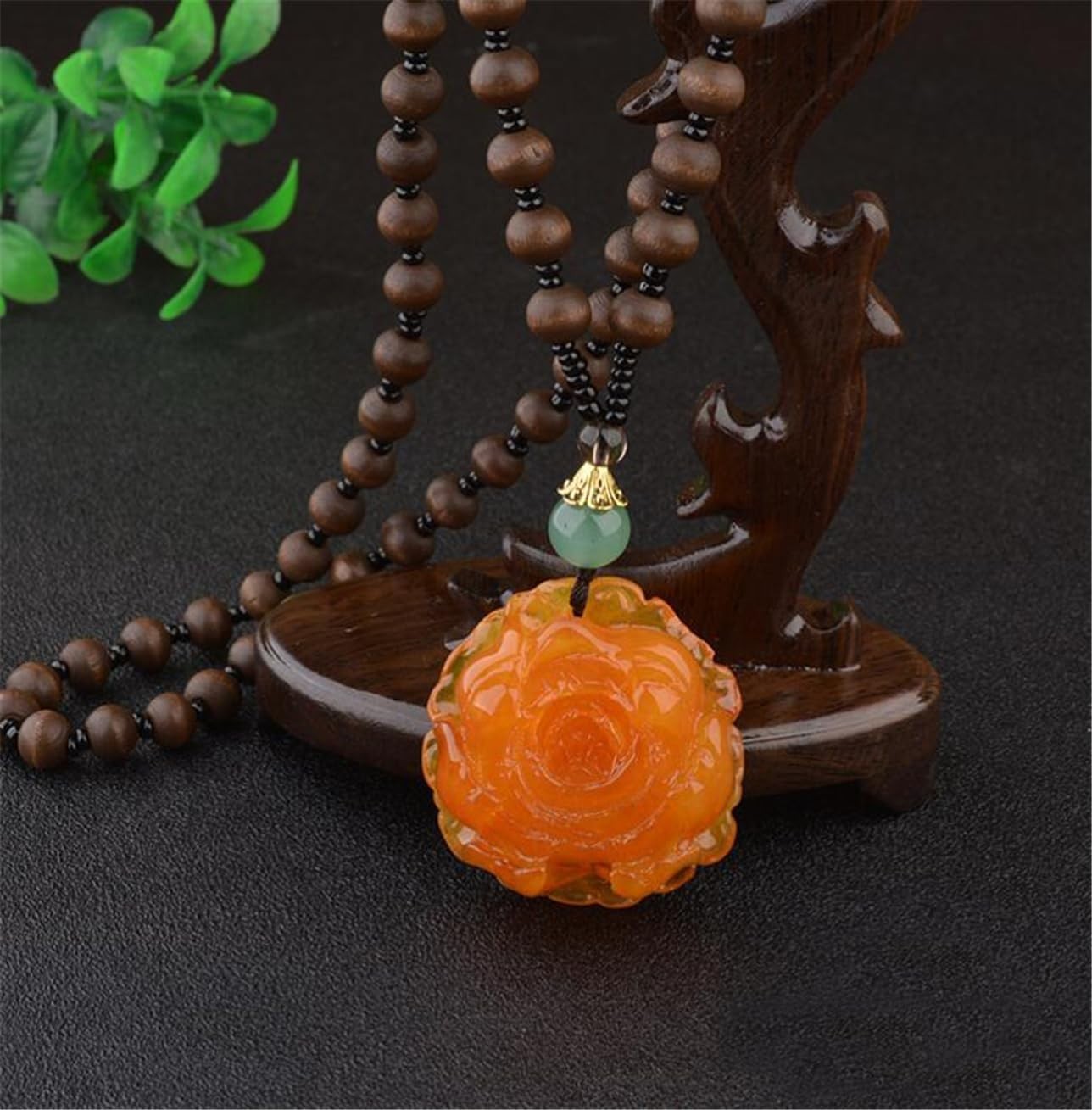 Charming Long Wooden Bead Necklace – Handmade Vintage Flower Pendant (4.5cm)