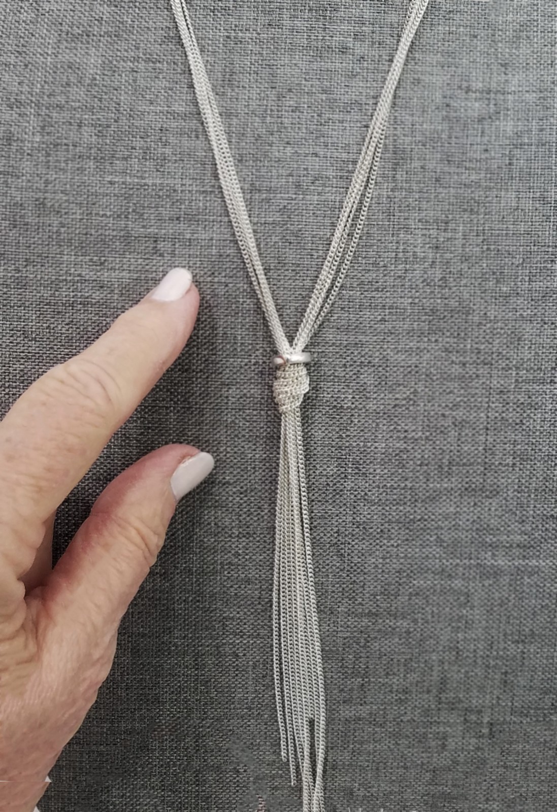 Signed Versona Silver Tone Chain Link Multi Strand Fringe Pendant Necklace