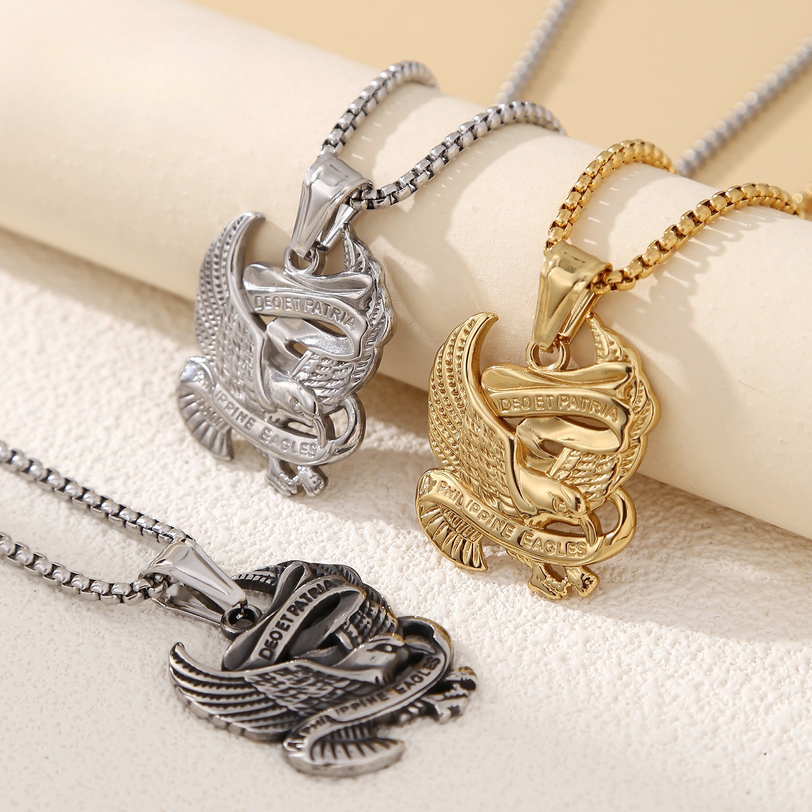 Motorcycle Biker Eagle Men’s Necklace Vintage Stainless Steel Eagle Pendant Link