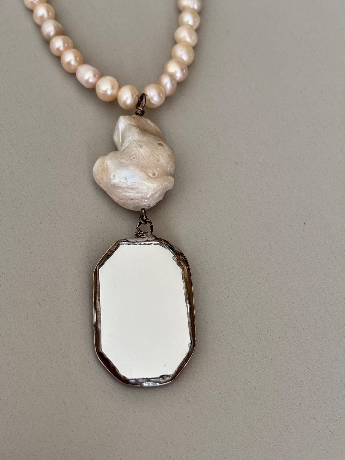 Atelier Inscrire Pearl Pendant Necklace Spain
