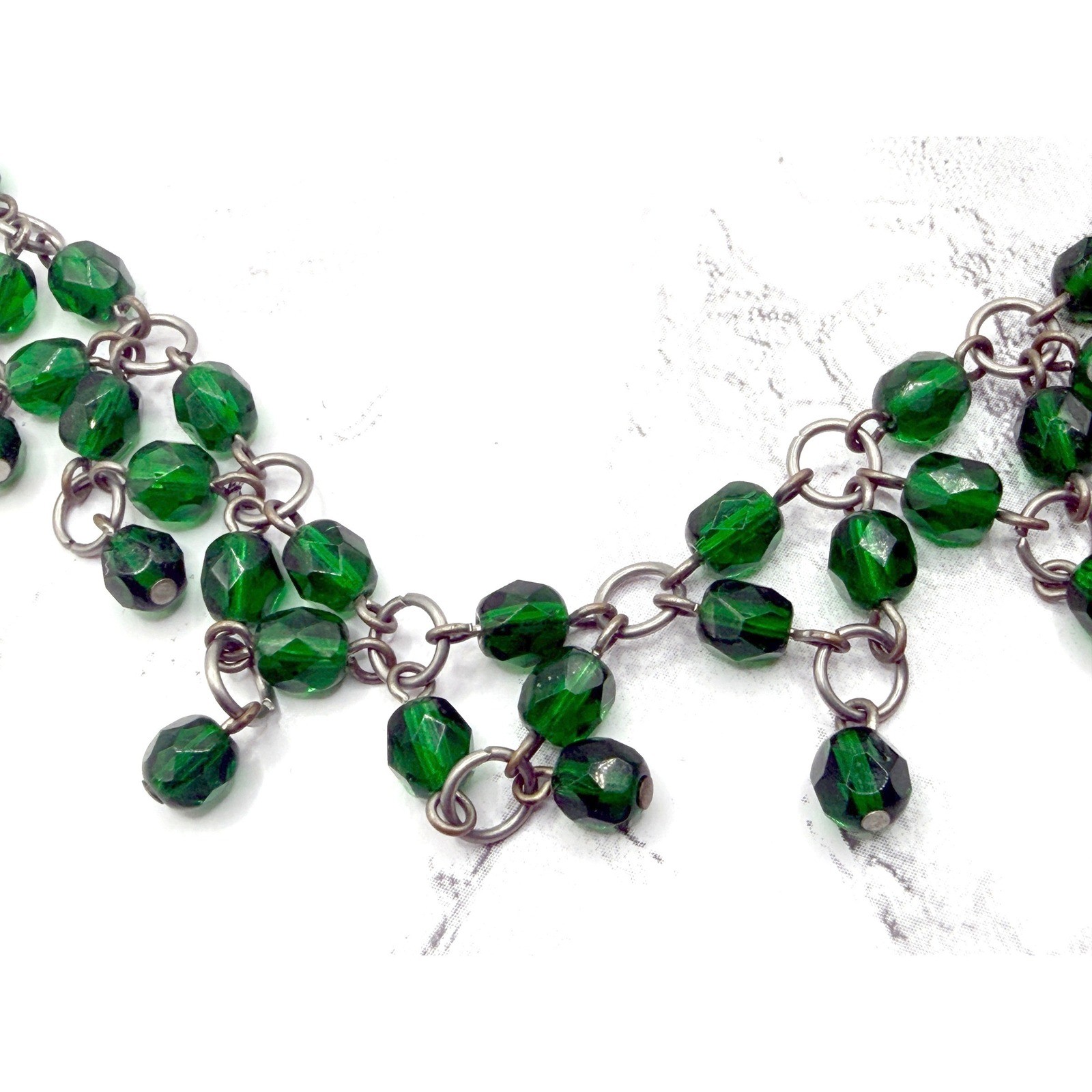 Emerald Green Glass Bib Choker Necklace Silver Tone 14″ Statement