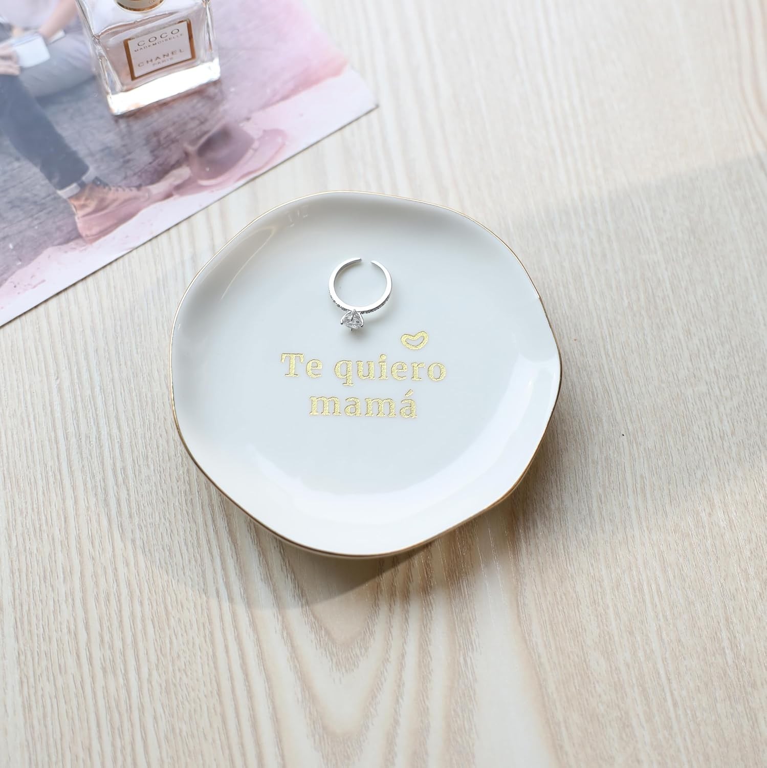 Portable and Waterproof Ring Dish – Te Quiero Mama for Special Occasions