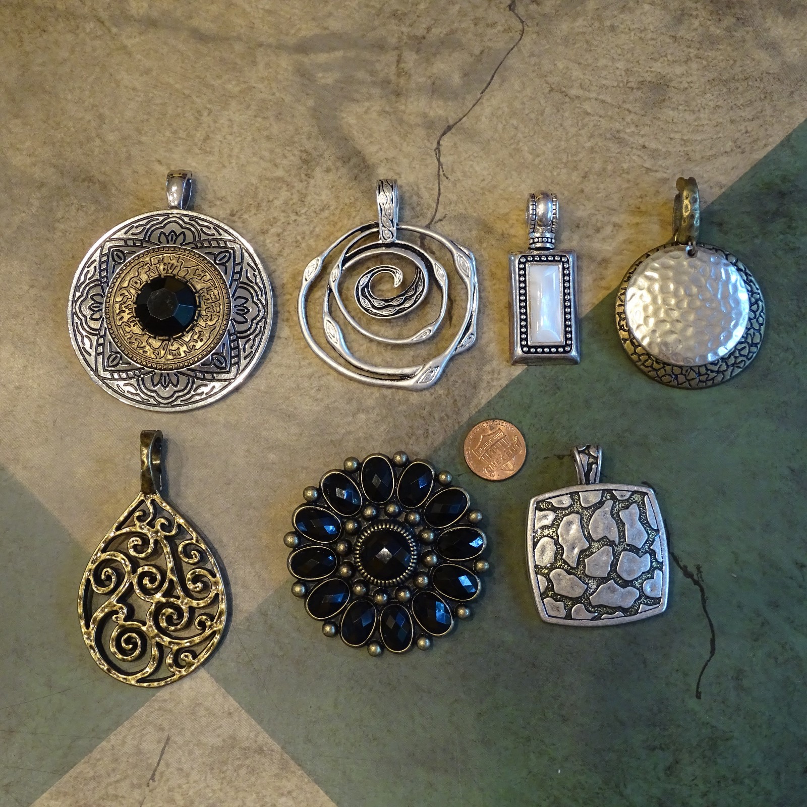 Premier Designs Pendants Lot of Seven (7)