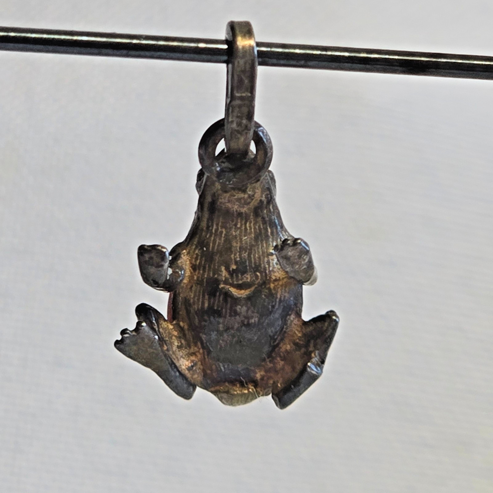 Sterling Silver Frog Pendant 2.44g Fine Jewelry Amber Look Stone Charm *READ*